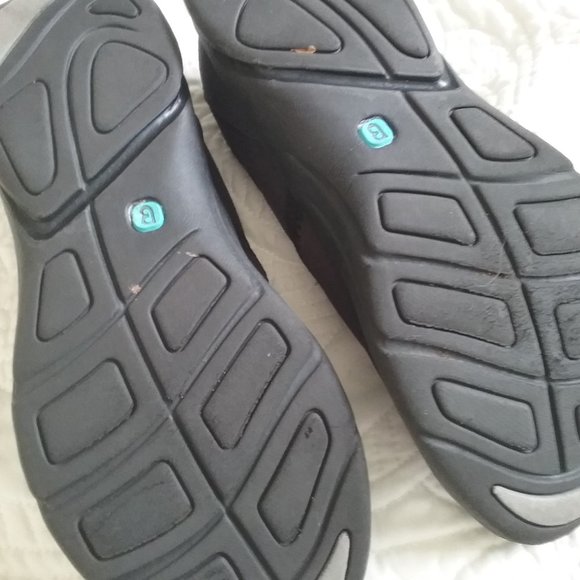 BZees Women's, Lollipop Slip-On - Picture 2 of 4